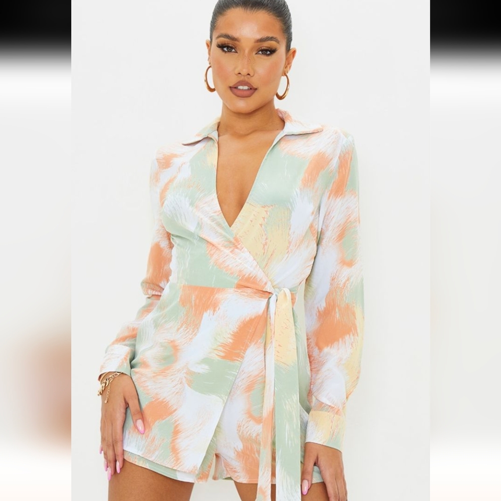 PrettyLittleThing Pastel Orange And Green Patterned Romper‎